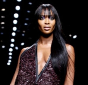 Наоми Кэмпбелл закрыла показ Roberto Cavalli