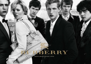 Burberry одержал победу в борьбе с черным рынком