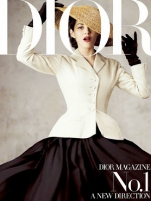 Опыт Dior - в печати Dior MagazineИзвестный Модный Дом запускает собственный глянцевый журнал. Стало известно, что легендарный французский Дом моды занимается разработкой своего первого номера издания. Журнал будет выпущен под названием Dior Magazine, а т