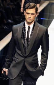 сайт armani