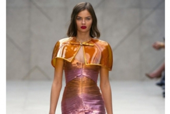 Пальто Burberry Prorsum весна 2013