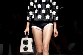 Prada весна-лето 2013
