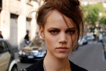 Фрея Беха Эрихсен (Freja Beha Erichsen) - биография, фото