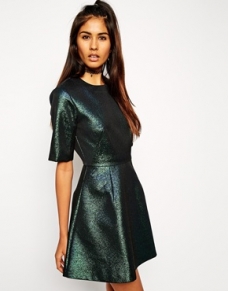 Голографическое цельнокройное платье ASOS 5 905,50 руб.
