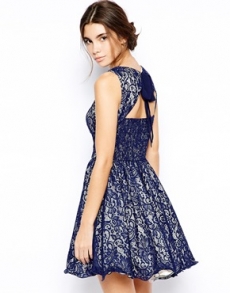 Цельнокройное платье с вышивкой ASOS Premium 7 480,30 руб.