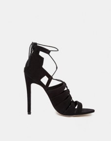 Босоножки ASOS HEARTBREAK HOTEL 3 543,30 руб.