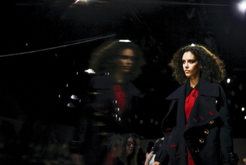 Осень-зима Burberry 2016