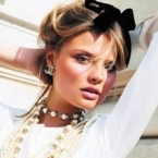 Магдалена Фраковяк (Magdalena Frackowiak) для Vogue Paris