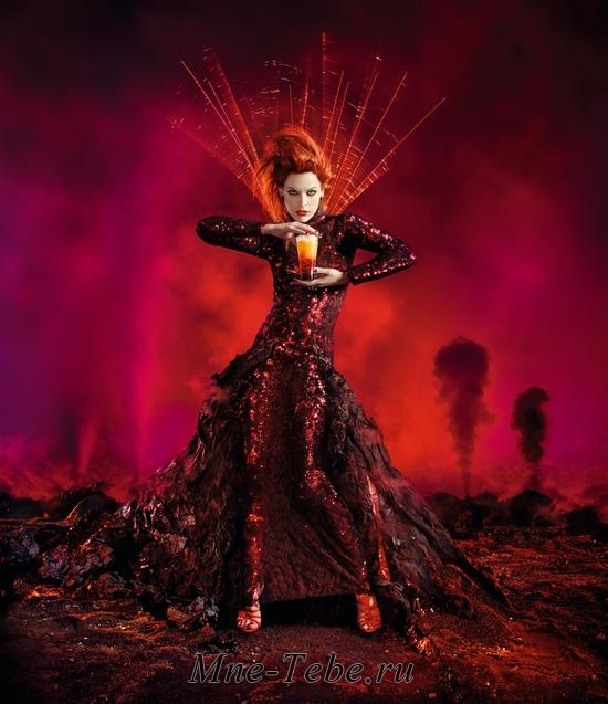 Милла Йовович в календаре Campari 2012